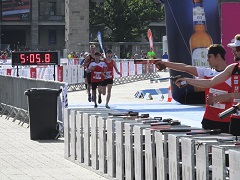 Start-Finish gates with radio trasmission to the scoreboard