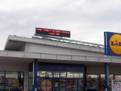 PannonSign display, 256 x 40 pixels, red LED, data input from the solar cell system